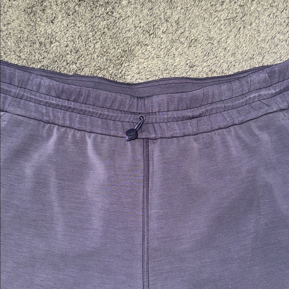 lululemon athletica Women's Athletic Shorts in Purple - Picture 2 of 4